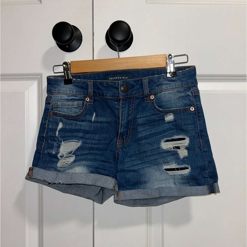 Cute Aeropostale ripped jeans shorts (Feel soft like a jegging!) Size 2